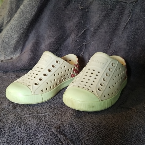 Limited edition Native Jefferson girl sandals - Picture 5 of 7